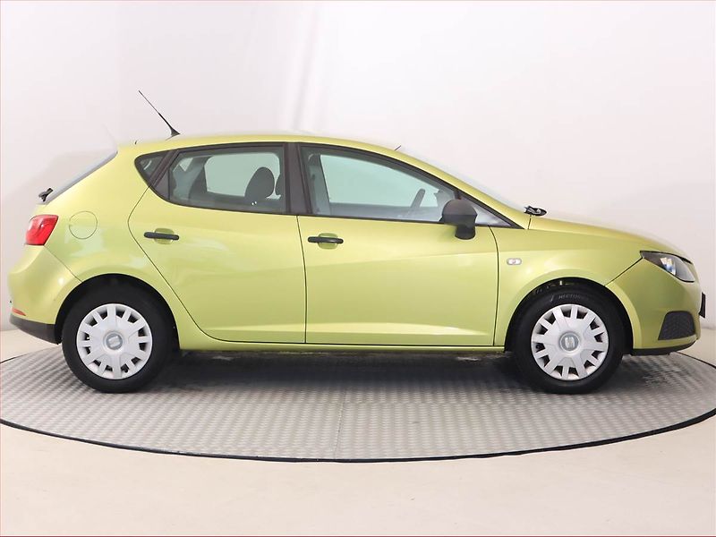 Seat Ibiza (2009) 1.4 16V, nová STK, dobrý stav - fotka 6 z 14