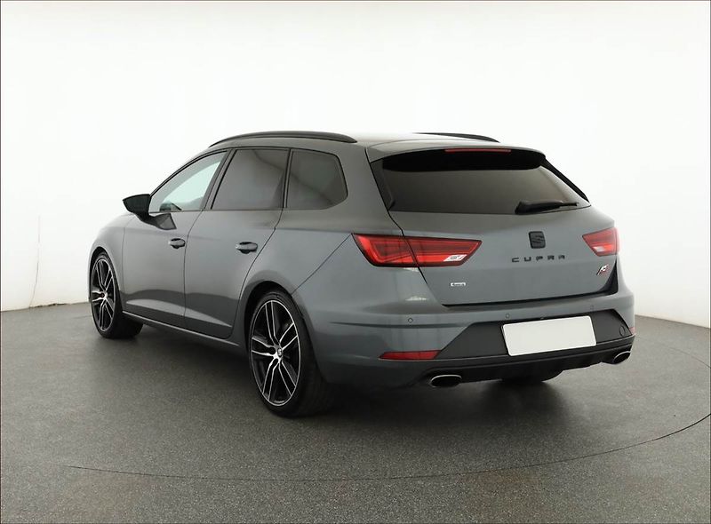 Seat Leon (2017) 2.0 TSI Cupra 300 - fotka 4 z 20