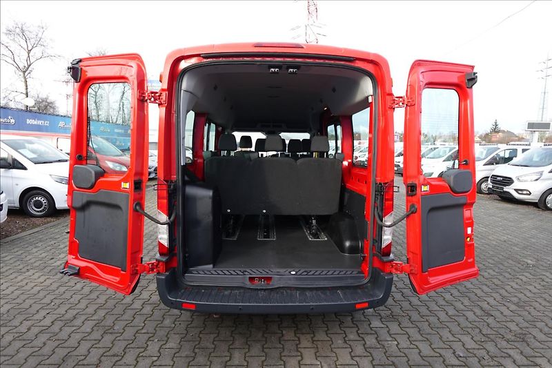 Ford Transit 2,2 TDCi  L2H2 9MÍST BUS KLIMA - fotka 14 z 42