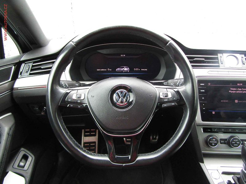 Volkswagen Passat (2018) 2.0 TDi 4x4, DSG, Navi, ACC - fotka 18 z 19