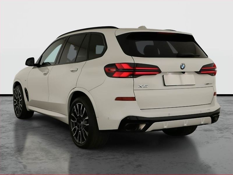BMW X5 (2024) xDrive30d, Harman/kardon - fotka 4 z 23