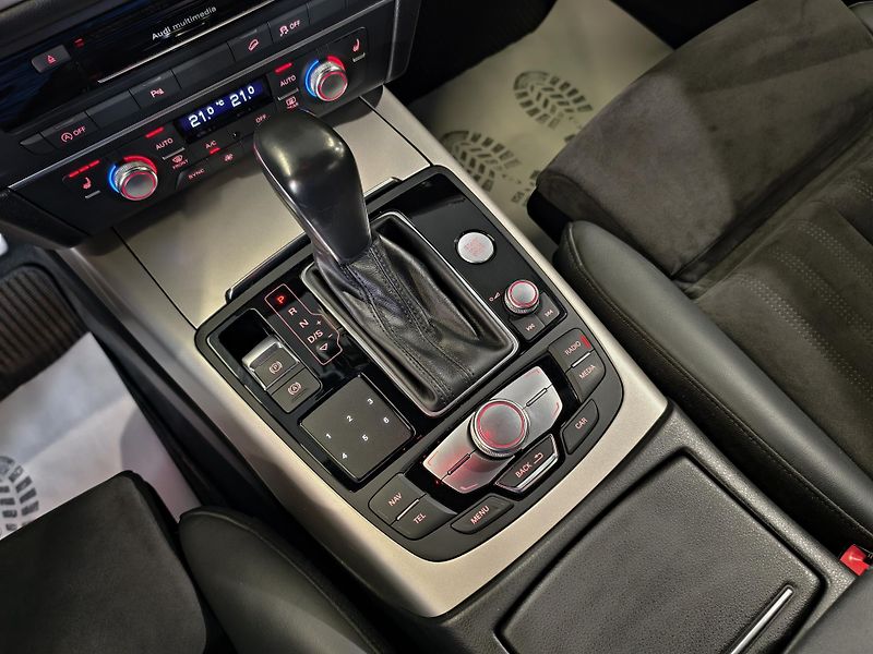 Audi A6 Allroad 3.0 TDi 160kW QUATTRO, MATRIX  - fotka 14 z 27
