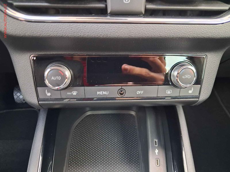 Škoda Kamiq (2021) 1.0 TSi, Style - fotka 13 z 19