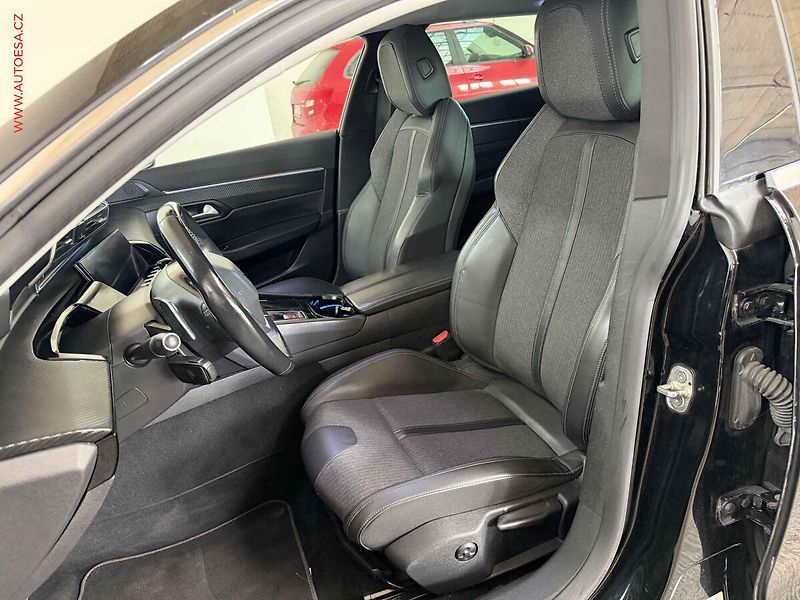 Peugeot 508 (2019) 1.5 HDi, Allure, AT, navi, AC - fotka 8 z 17