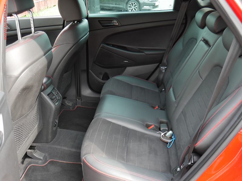 Hyundai Tucson (2019) 2.0CRDi 4x4, 1.maj,ČR, N - fotka 10 z 25