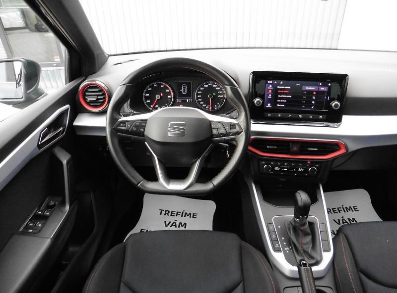 Seat Arona 1,0 TSi FR DSG 81kW - fotka 11 z 13