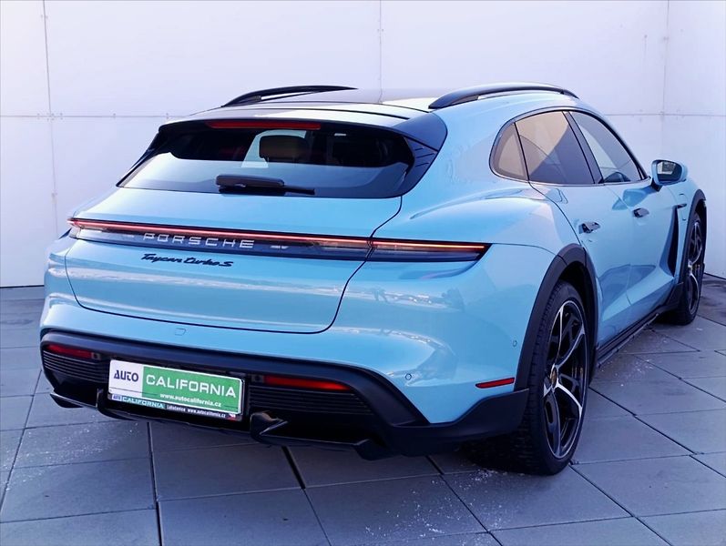 Porsche Taycan Turbo S 560kW Keramické Brzdy - fotka 7 z 47