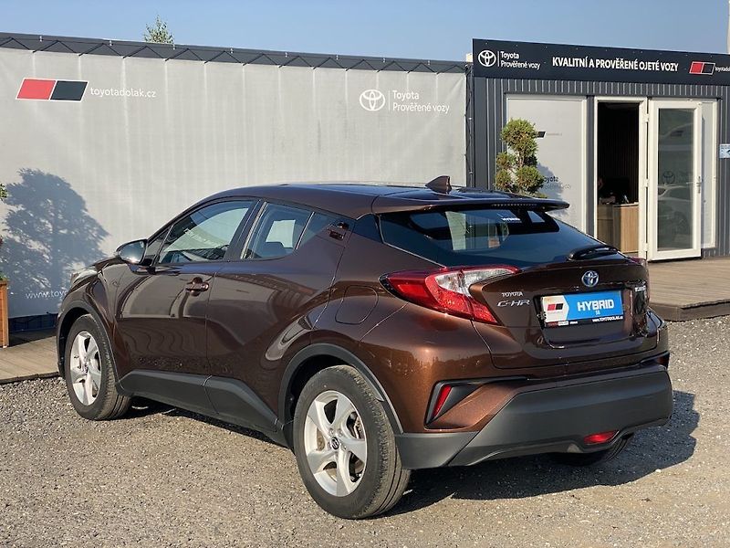 Toyota C-HR 1.8HSD, ČR, Active, záruka - fotka 5 z 16