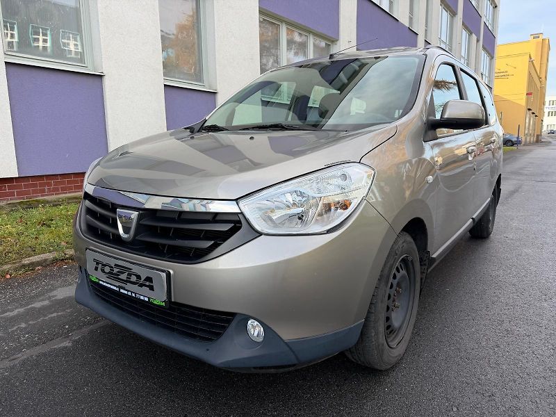 Dacia Lodgy 1,6 i / 7-míst / 1.maj./ ČR /  - fotka 1 z 24