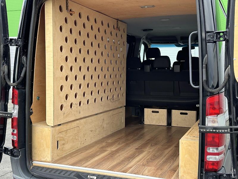 Mercedes-Benz Sprinter 319CDi 190PS AT Bi-Xenon 6-MÍS - fotka 10 z 42