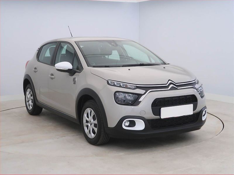Citroën C3 (2024) Feel 1.2 PureTech, ČR,1.maj - fotografie inzerátu