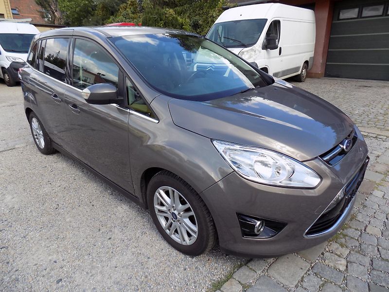 Ford Grand C-MAX 2,2 TDCI 103 KW AUTO/AC, TEMP - fotka 5 z 45