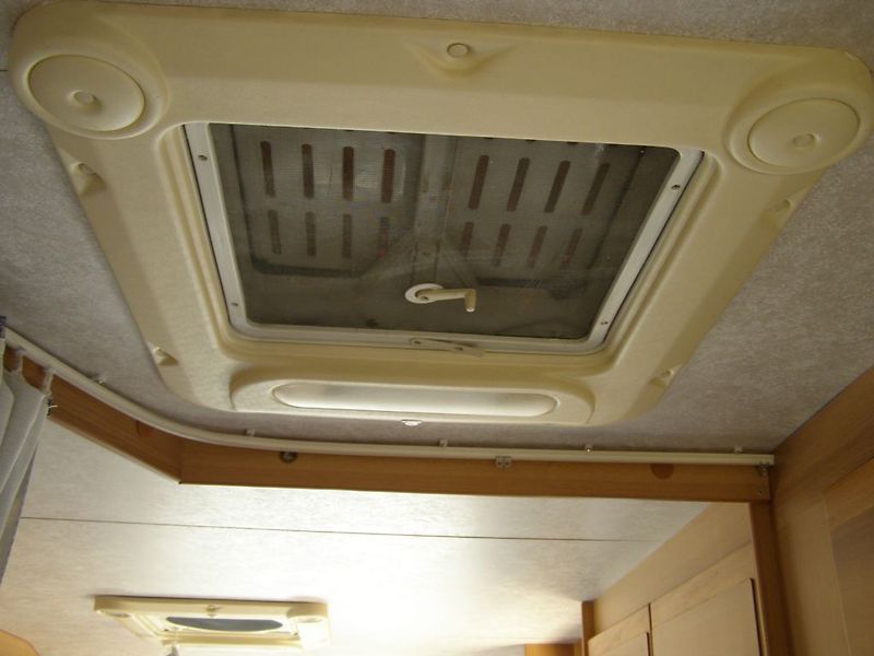 Mercedes-Benz Sprinter 2,2 - fotka 39 z 54