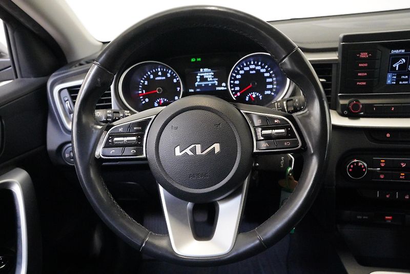 Kia Ceed - fotka 17 z 25