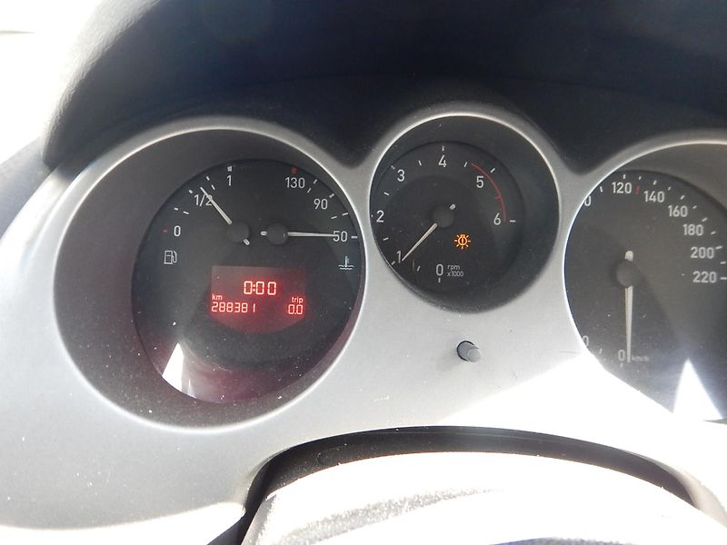Seat Altea XL 1.9 TDI, KLIMA - fotka 23 z 23