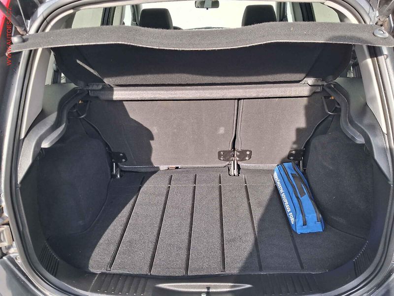 Ford Fusion (2009) 1.4i, 1.maj,ČR, Klima - fotka 7 z 15