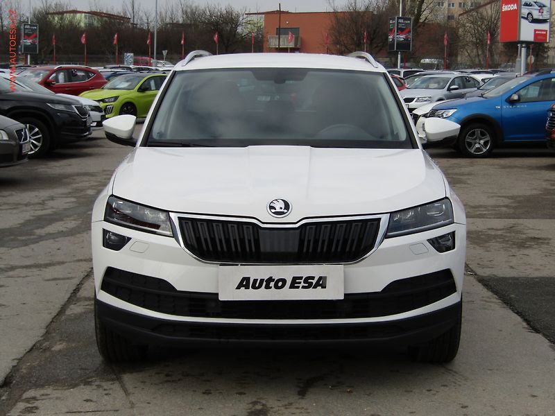 Škoda Karoq (2019) 2.0 TDi 4x4, ČR, Style, DSG - fotka 2 z 22