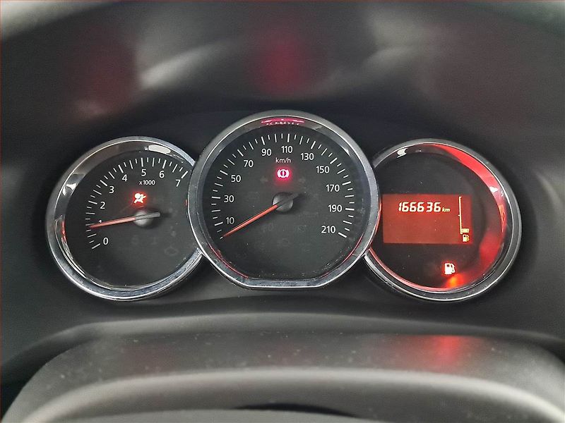 Dacia Logan (2014) 1.2 16V, Serv.kniha - fotka 11 z 13