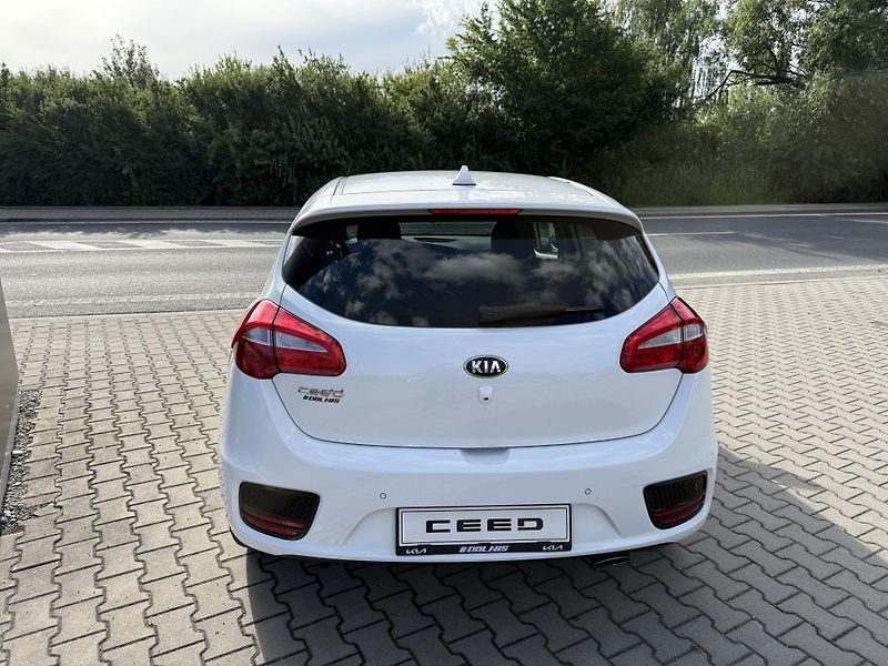 Kia Ceed (2018) TOP 1.6 GDI 99KW - fotka 4 z 15