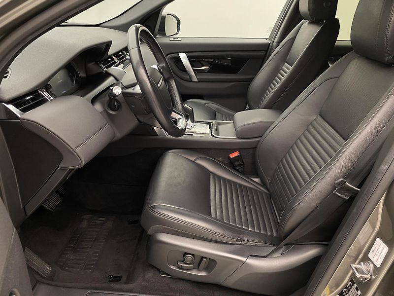 Land Rover Discovery Sport D150 S AWD AUT CZ - fotka 4 z 41