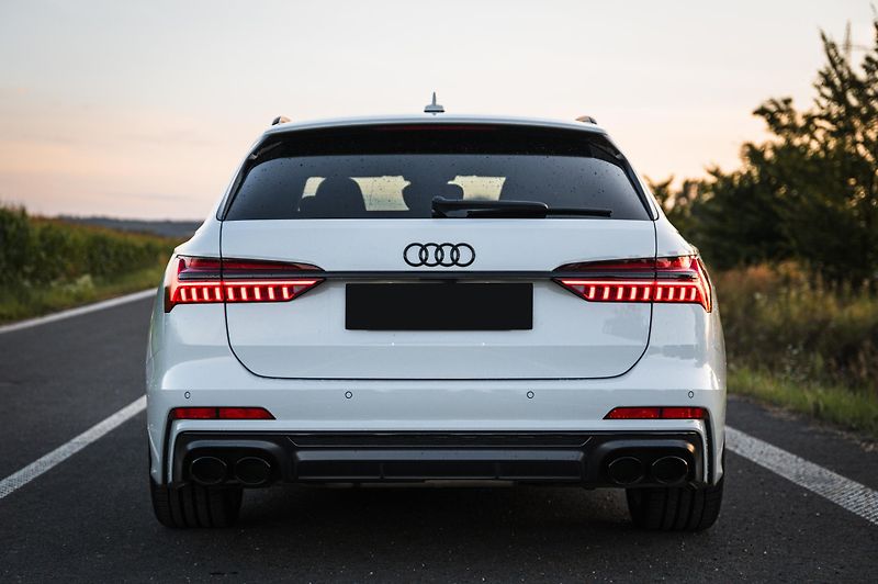 Audi S6 (2019) Panorama| B&O| Vzduch| Webasto - fotka 12 z 15