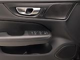 Volvo S60 B5 AWD DARK ULTIMATE REZERVACE - náhled 25