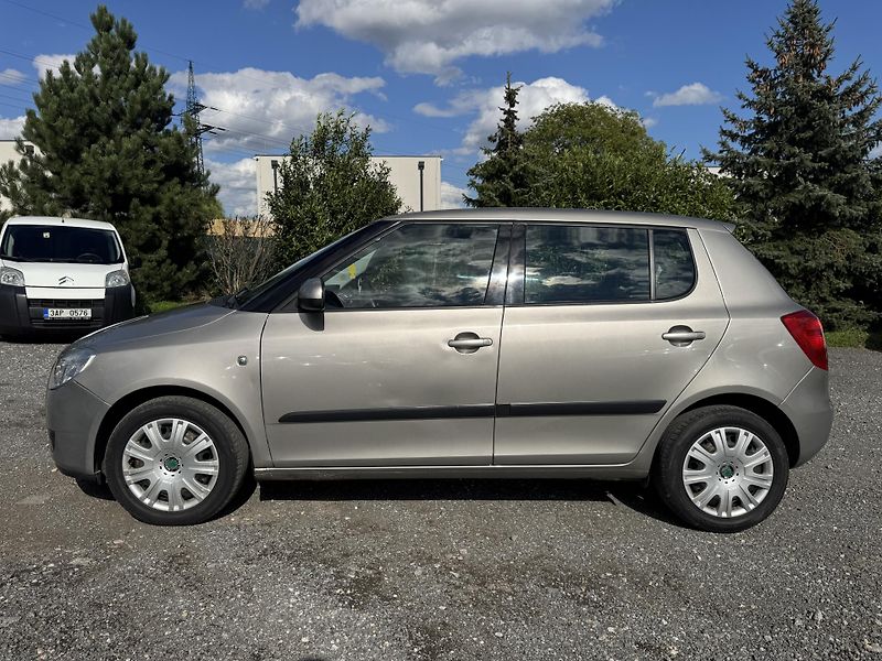 Škoda Fabia 1.6,77kw,AUTOMAT,klima - fotka 7 z 33
