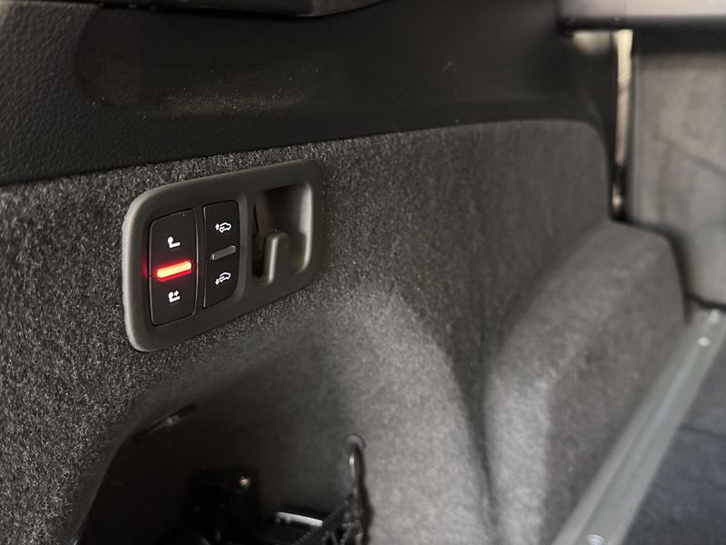 Audi SQ7 Laser B&O-Adv Masáž Night-Vis. - fotka 15 z 36