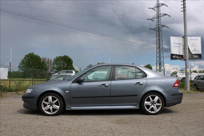 Saab 9-3 2,0 i  AUTOMAT, KLIMA - fotka 8 z 28
