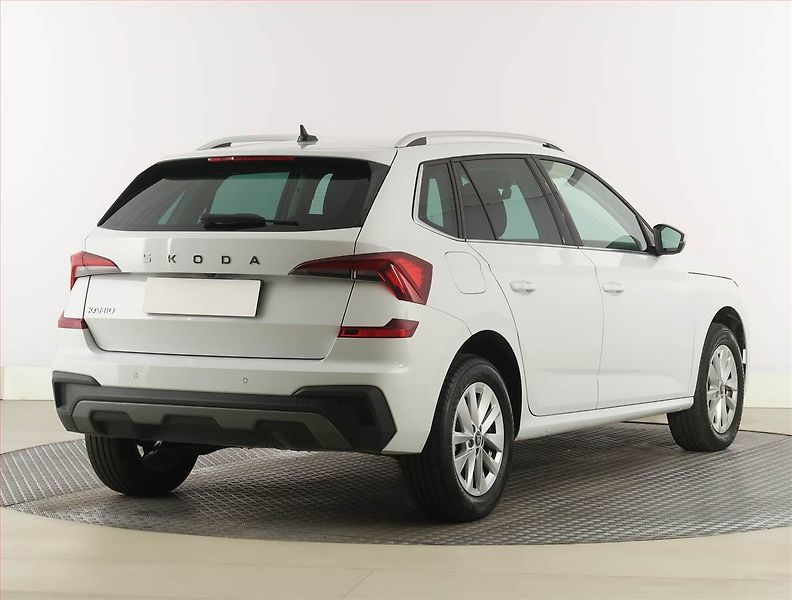 Škoda Kamiq (2025) Selection 1.0 TSI - fotka 5 z 25
