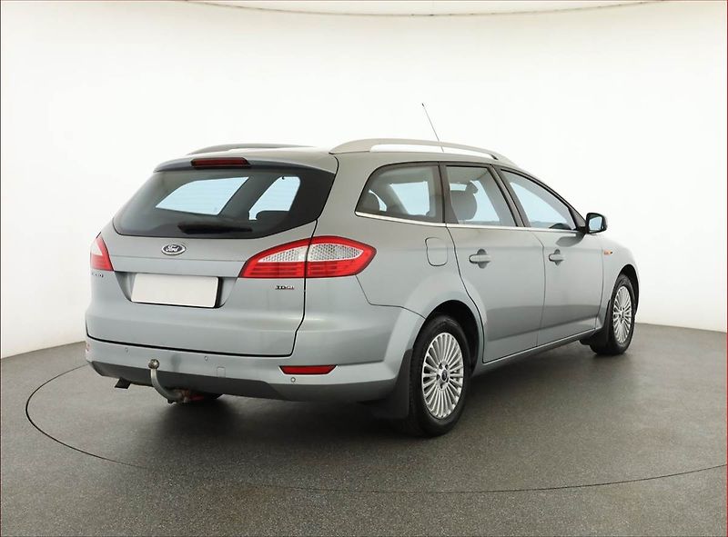 Ford Mondeo (2010) 2.0 TDCi, ČR,1.maj, Tempomat - fotka 5 z 17