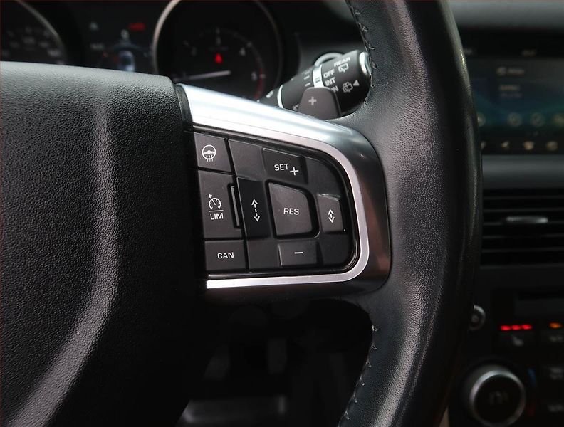 Land Rover Discovery Sport (2018) HSE TD4 - fotka 21 z 25