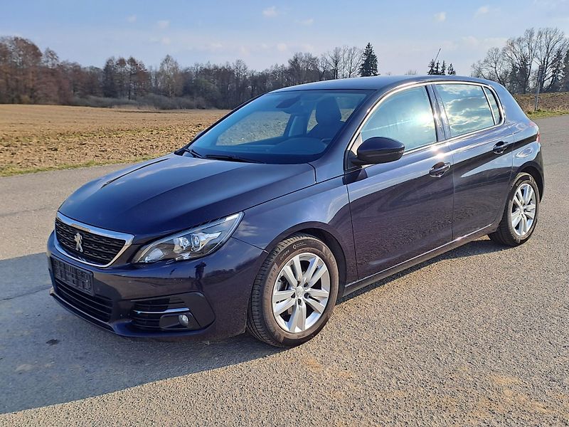 Peugeot 308 (2018) 1.6 HDi SERVISKA PĚKNÝ STAV - fotka 1 z 31