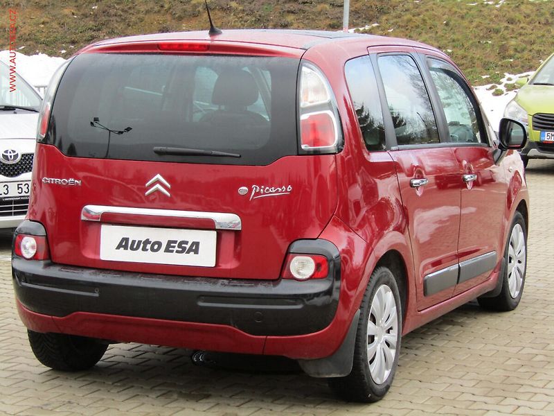 Citroën C3 Picasso (2009) 1.6 VTi, Exclusive, panor - fotka 4 z 16