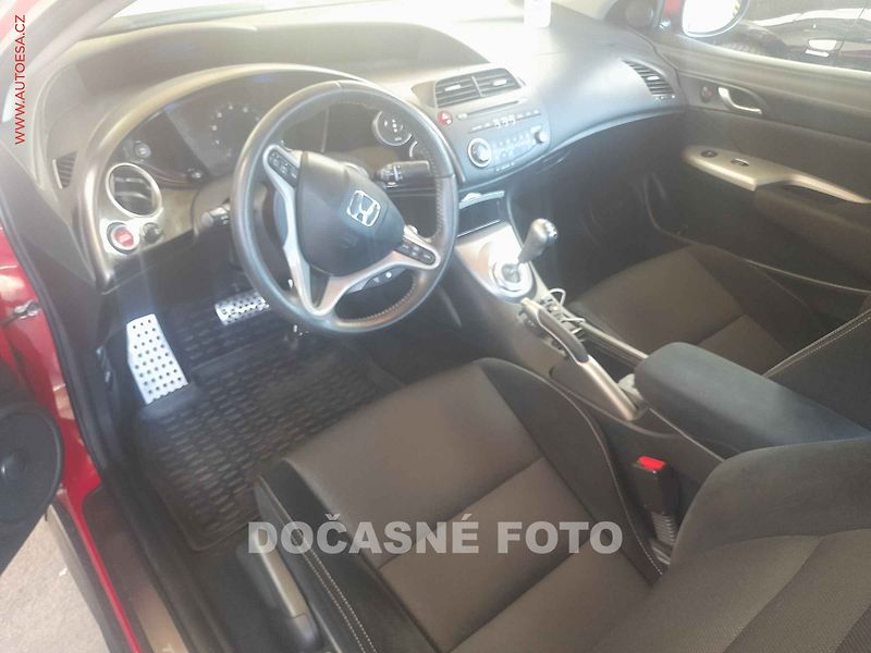 Honda Civic (2007) 1.8i-VTEC, AT, autoAC, temp - fotka 3 z 3