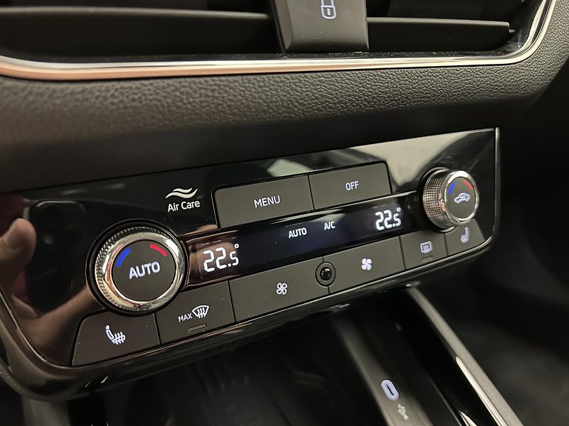 Škoda Scala 1.0 TSI Top selection - fotka 17 z 27