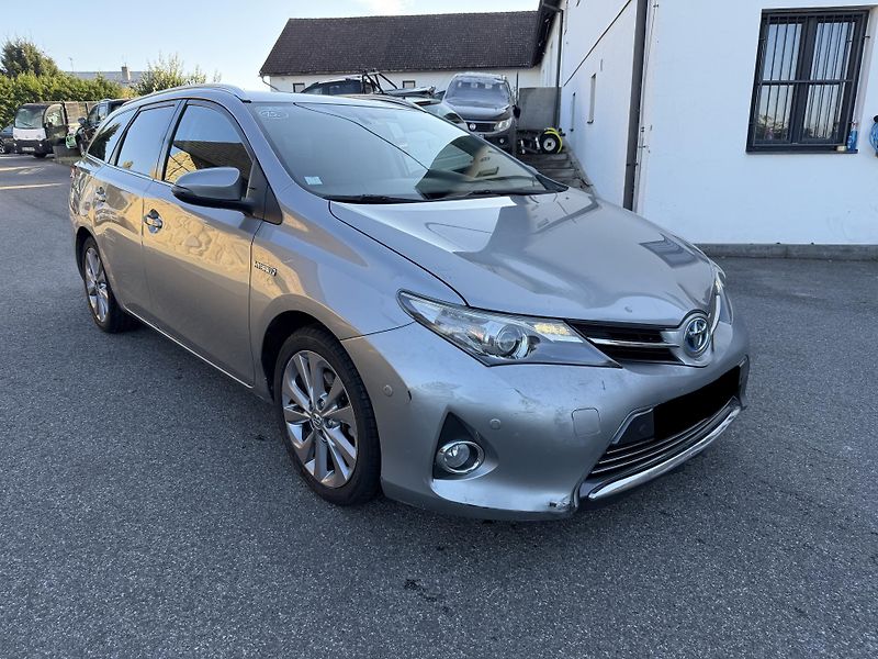 Toyota Auris 1.8l 73kW - fotka 1 z 14