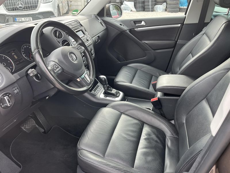 Volkswagen Tiguan (2012) 2.0 TDI 103 KW 4x4 - fotka 11 z 21