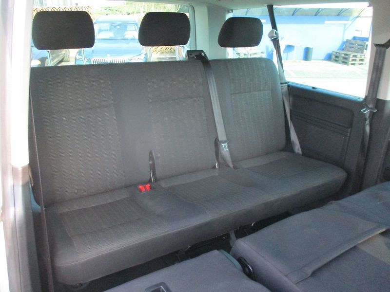 Volkswagen Caravelle T6 2.0 TDI 110kw  9 míst,Navi, - fotka 19 z 31