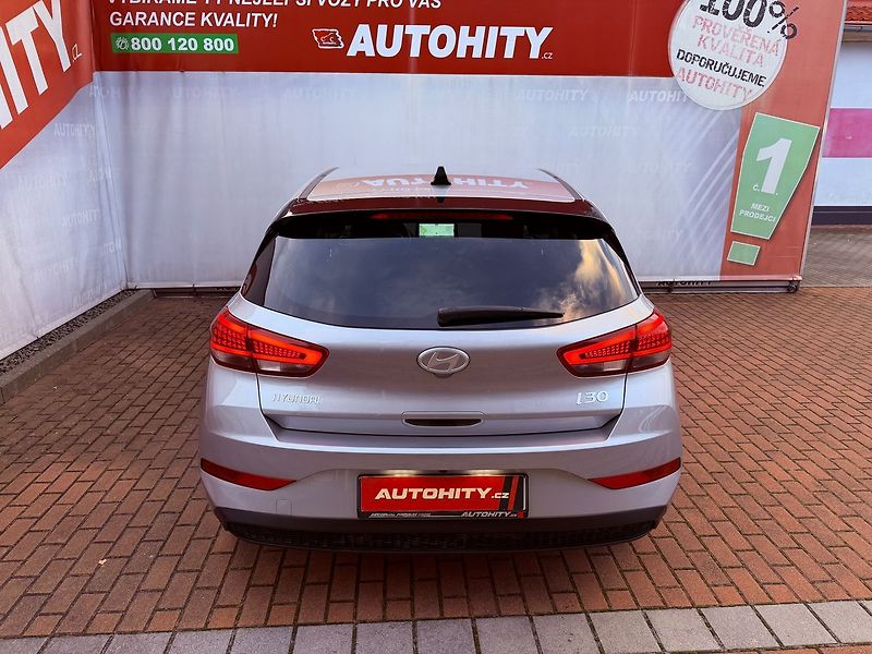 Hyundai i30 1.5 CVVT Comfort, ČR, Záruka - fotka 8 z 29