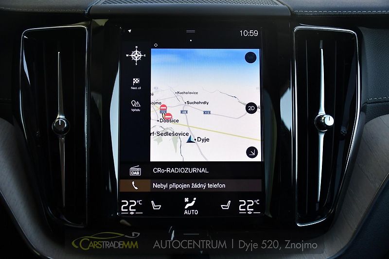 Volvo XC60 B4 INSCRIPTION AWD - fotka 36 z 53