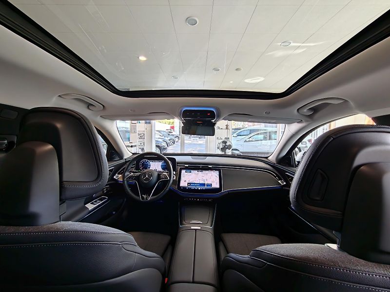 Mercedes-Benz Třídy E E300 de T 4M Avantgarde Adv+ - fotka 24 z 34