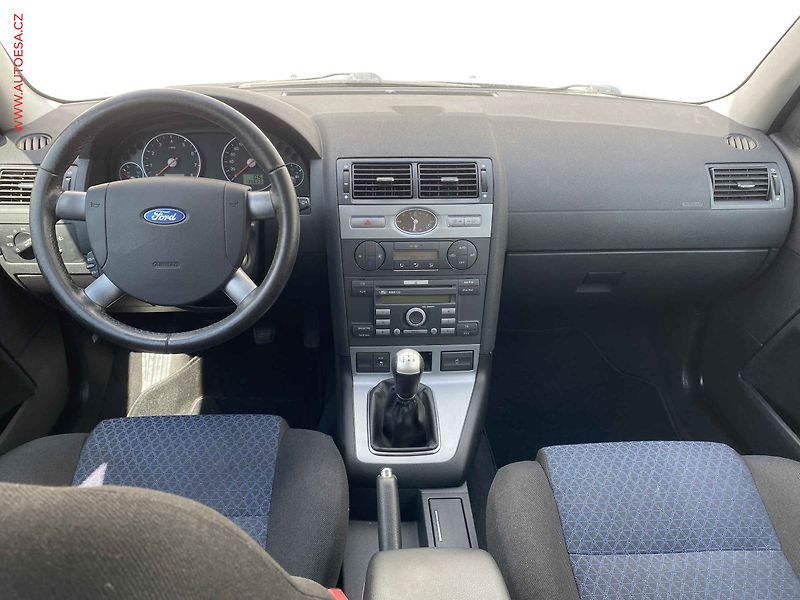 Ford Mondeo (2007) 1.8i, Futura X, +ALU - fotka 8 z 13