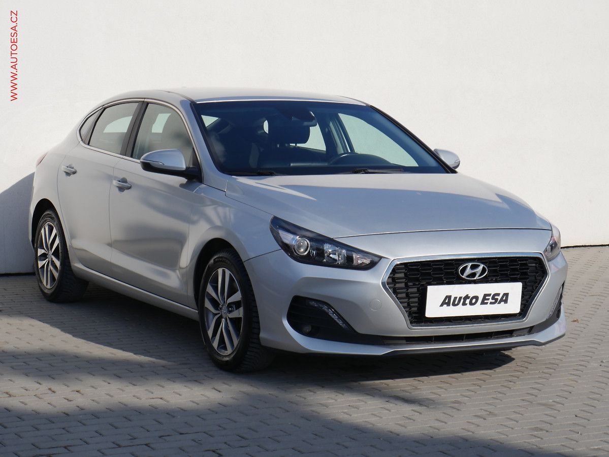 Hyundai i30 1.0T-GDi, ČR, AC, temp