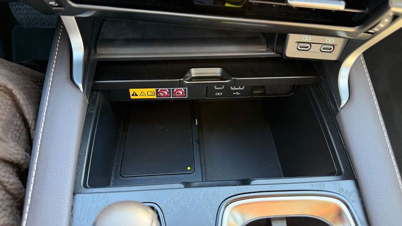 Lexus RX 450h plus 450H 2,5 PHEV LUXURY - fotka 14 z 29