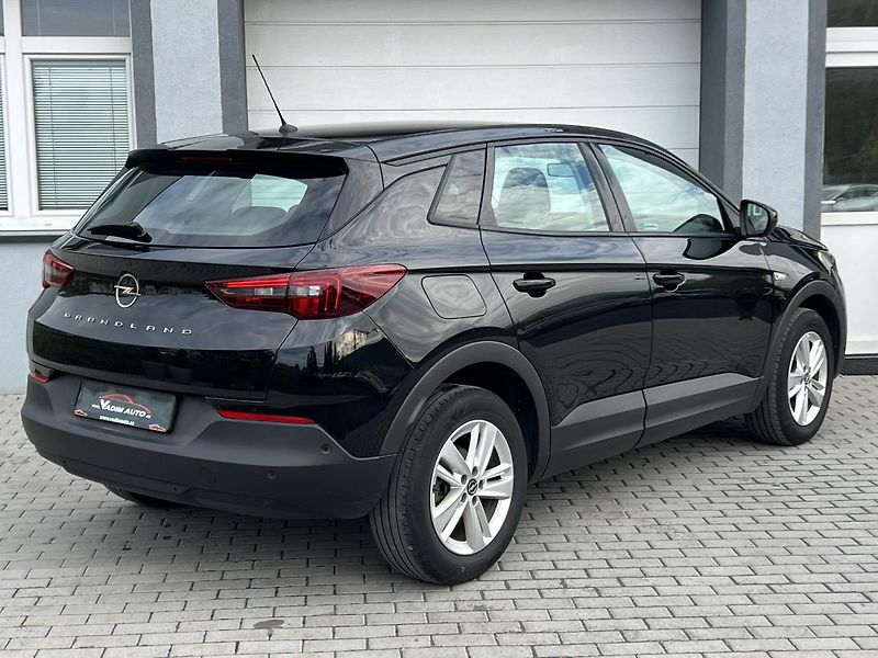 Opel Grandland (2023) 1.5CDTi 96kW AUTOMAT ČR NOVÉ - fotka 3 z 24