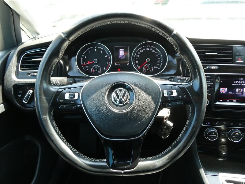 Volkswagen Golf 1,2 TSi 63kW CUP, 2.majitel - fotka 29 z 41