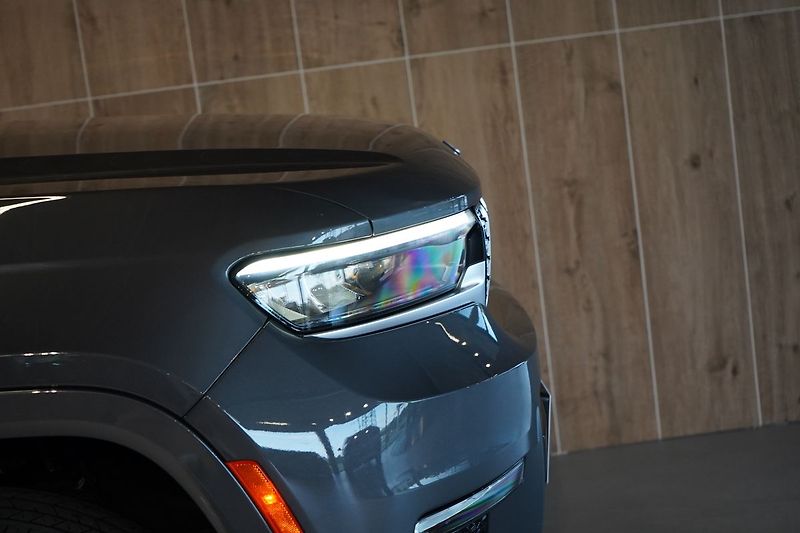Jeep Grand Cherokee Summit Reserve L - fotka 8 z 71