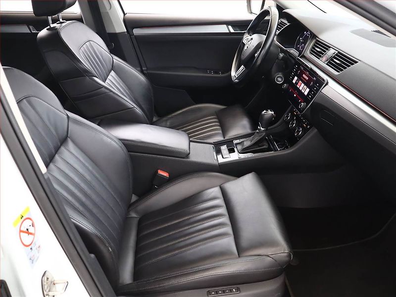 Škoda Superb (2018) 2.0 TDI, 4X4, Automat - fotka 7 z 21