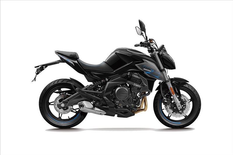 CFMOTO (2023) 650NK  EU5 - fotografie inzerátu